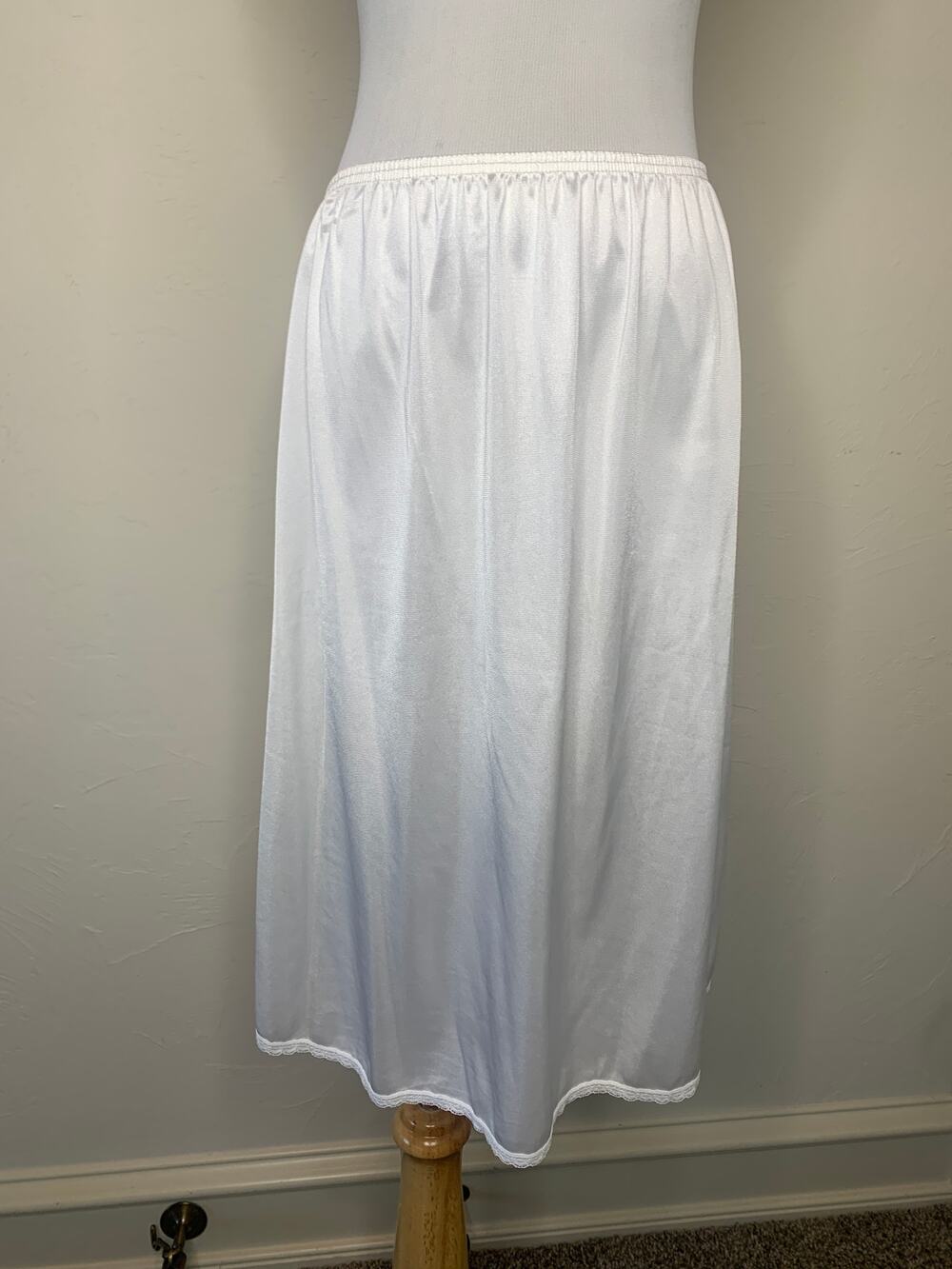 Vintage Vassarette White Half Slip Size 24" Large / 42